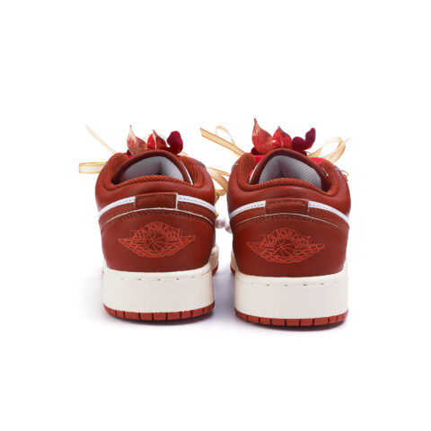 Jordan Air Jordan 1 Abrasion Resistant Low top Vintage Basketball Shoes Women’s Red