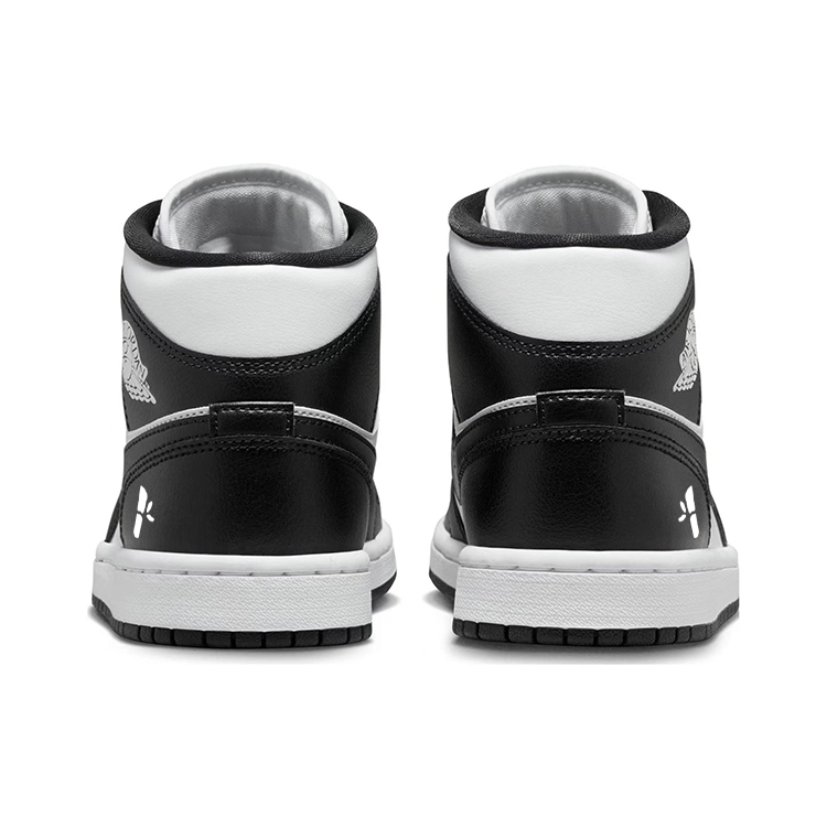 Jordan Air Jordan 1 Vintage Basketball Shoes Women’s Mid Top White/Black