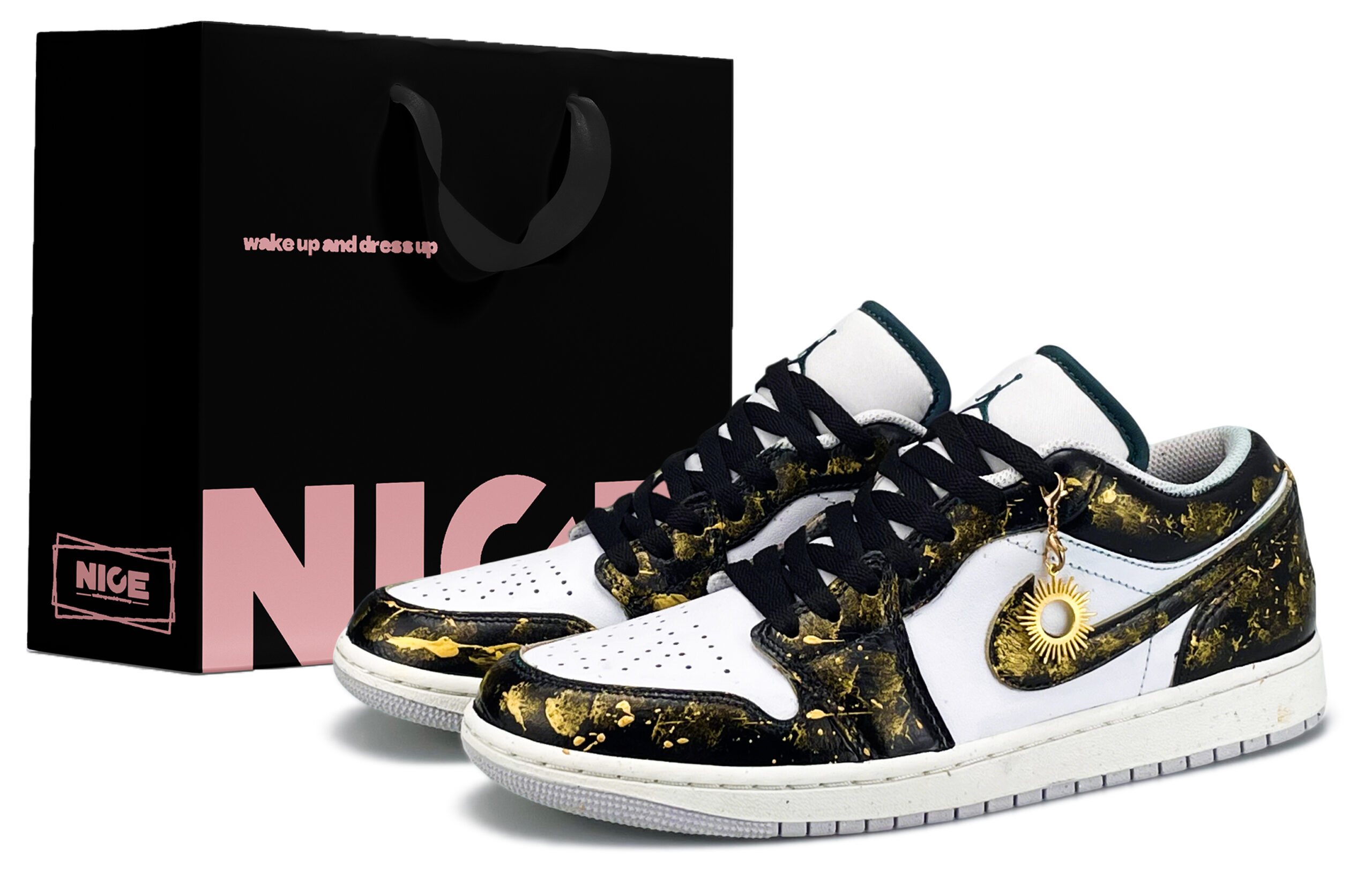 Jordan Air Jordan 1 Abrasion Resistant Abrasion Resistant Low top Vintage Basketball Shoes Men's Black Gold