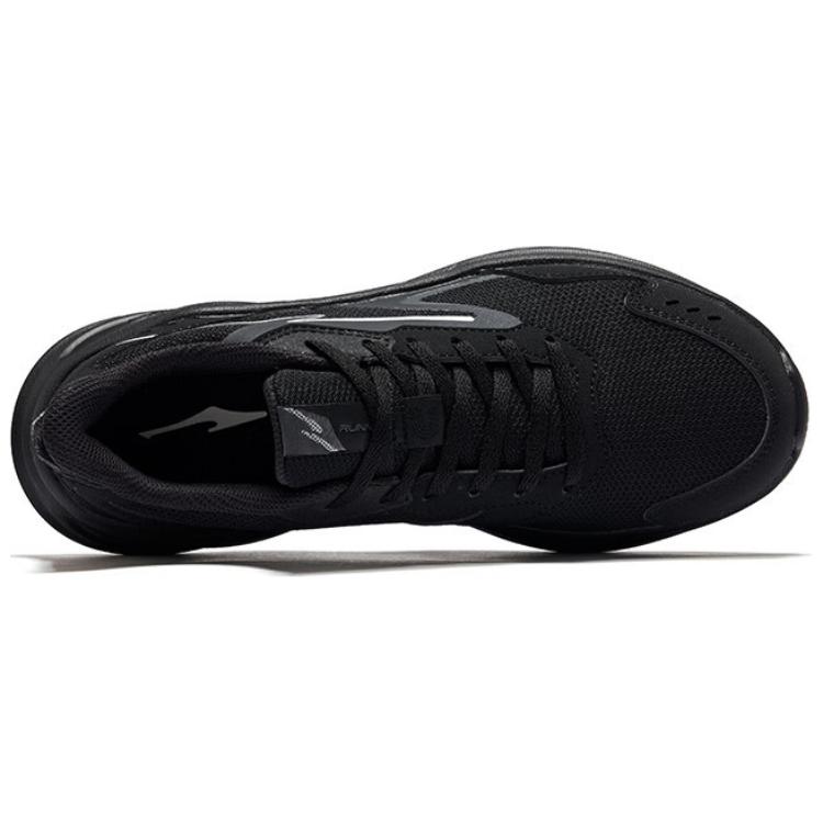 Erke Hunt Slip Resistant Lightweight Rebound Low top Running Shoes Women’s Jet Black