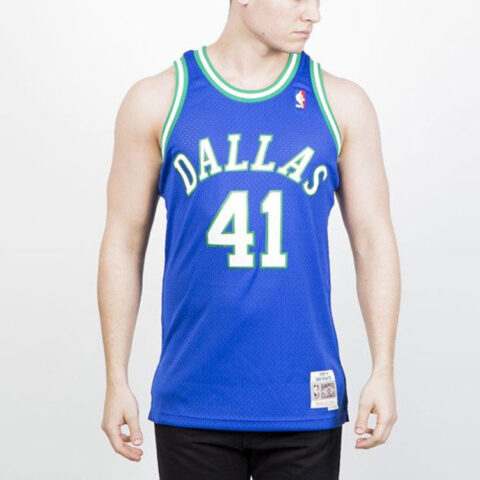 Mitchell Ness Nowitzki vest