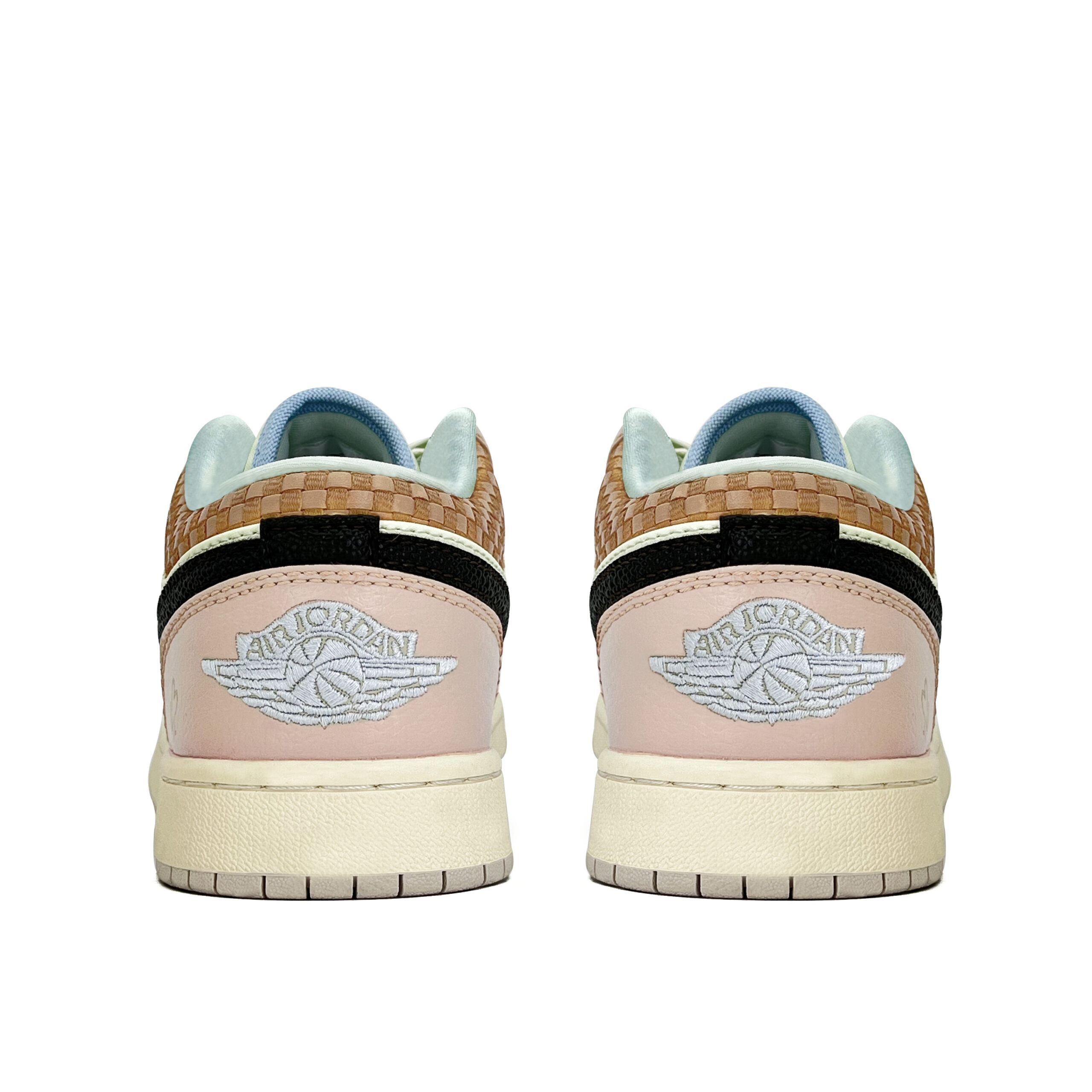 Jordan Air Jordan 1 Heartbeat Lover Leather Abrasion Resistant Low top Vintage Basketball Shoes Unisex Gray Pink