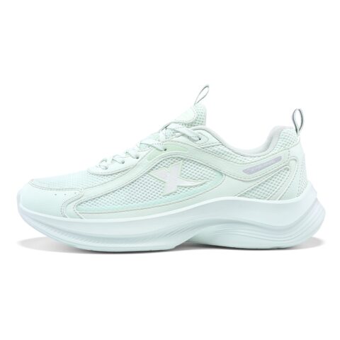 XTEP Breathable And Lightweight Low top Casual Running Shoes Women’s Light Fruit Green