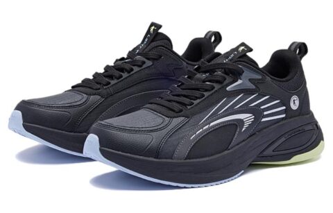QIAODAN Cushioning Abrasion Resistant Slip Resistant Low top Running Shoes Men’s Black Gray