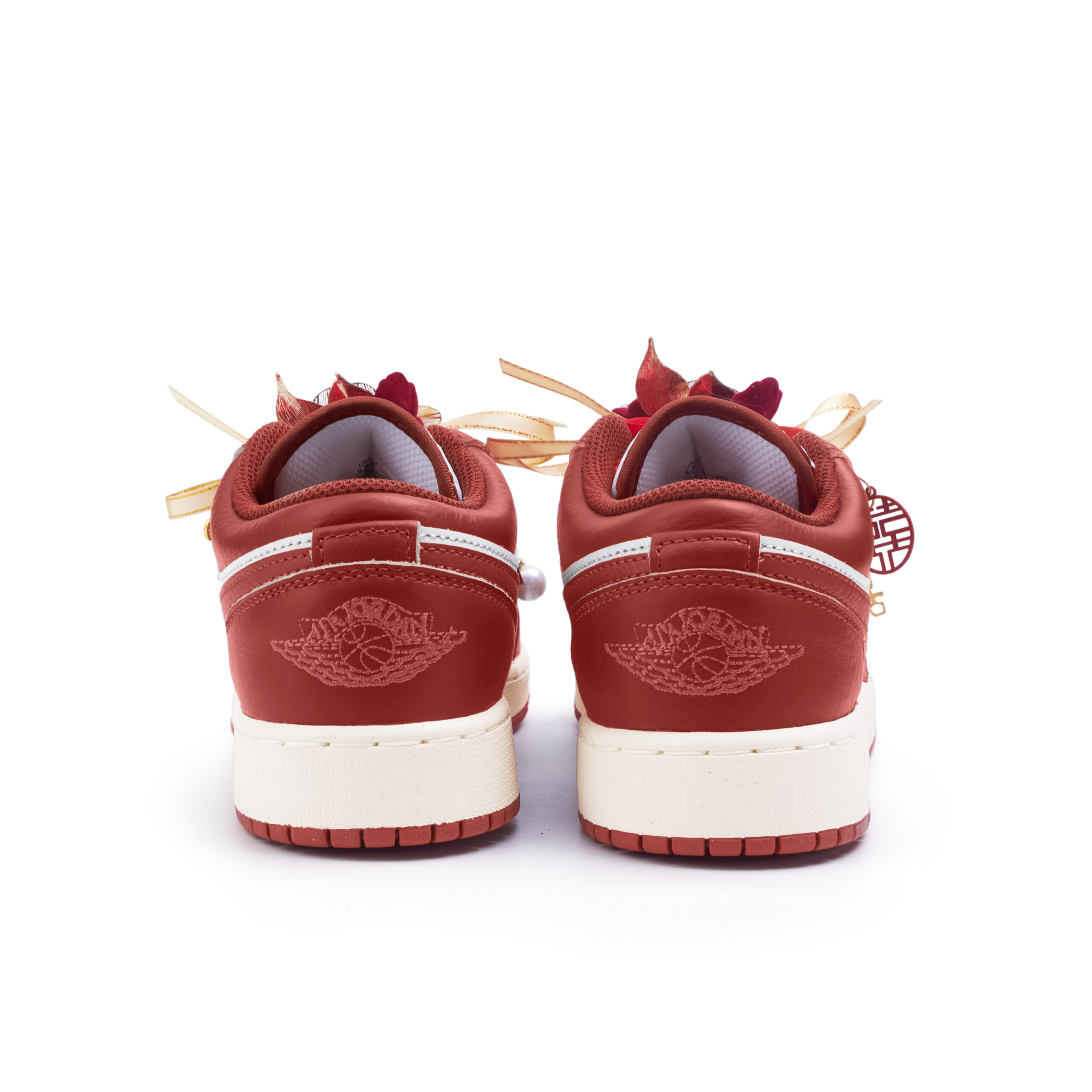 Jordan Air Jordan 1 Abrasion Resistant Slip Resistant Low top Vintage Basketball Shoes Women’s Red