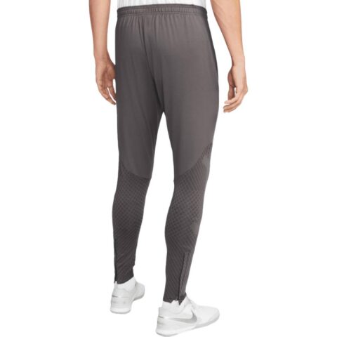Nike Tottenham Hotspur 22/23 Strike Soccer Bottom Men’s Gray