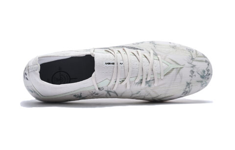 KELME Shadow 2.0 Soccer Shoes Unisex Low Top Light Camel