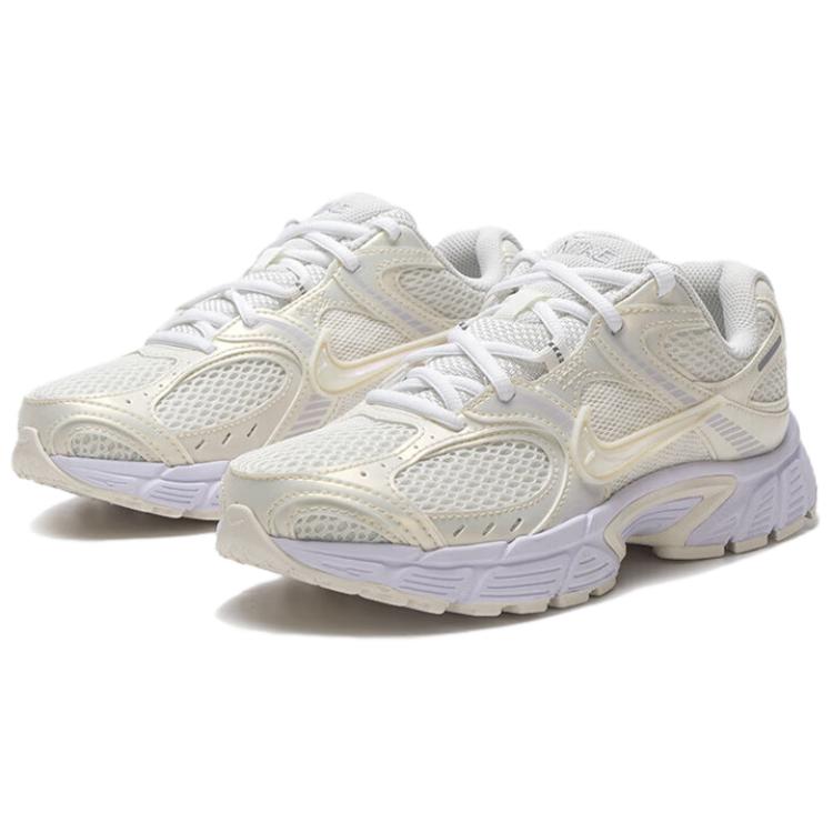 Nike V5 RNR Low top Casual City Commuting Running Shoes Women’s Ecru
