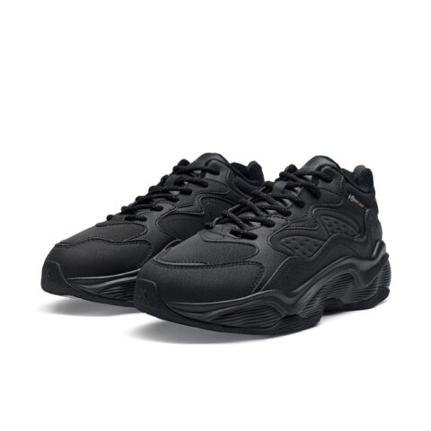 XTEP Fleece Lined Comfortable Minimalist Style, Insulated Shoes Slip Resistant Abrasion Resistant Mid top Running Shoes
