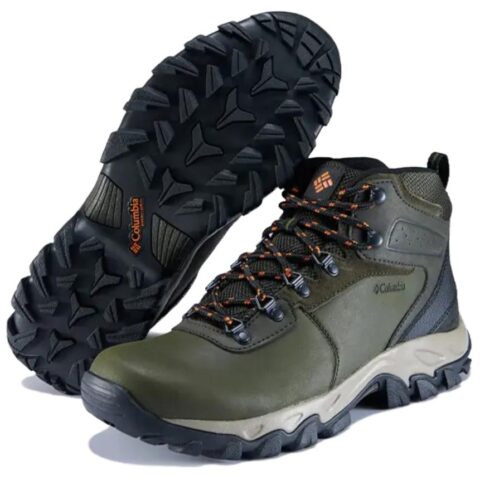 Columbia Newton Ridge Plus 2 Slip Resistant Abrasion Resistant Mid top Hiking Shoes Men’s Dark Green