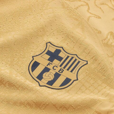 Nike Soccer Jerseys Men’s Yellow Moderate Straight Fit