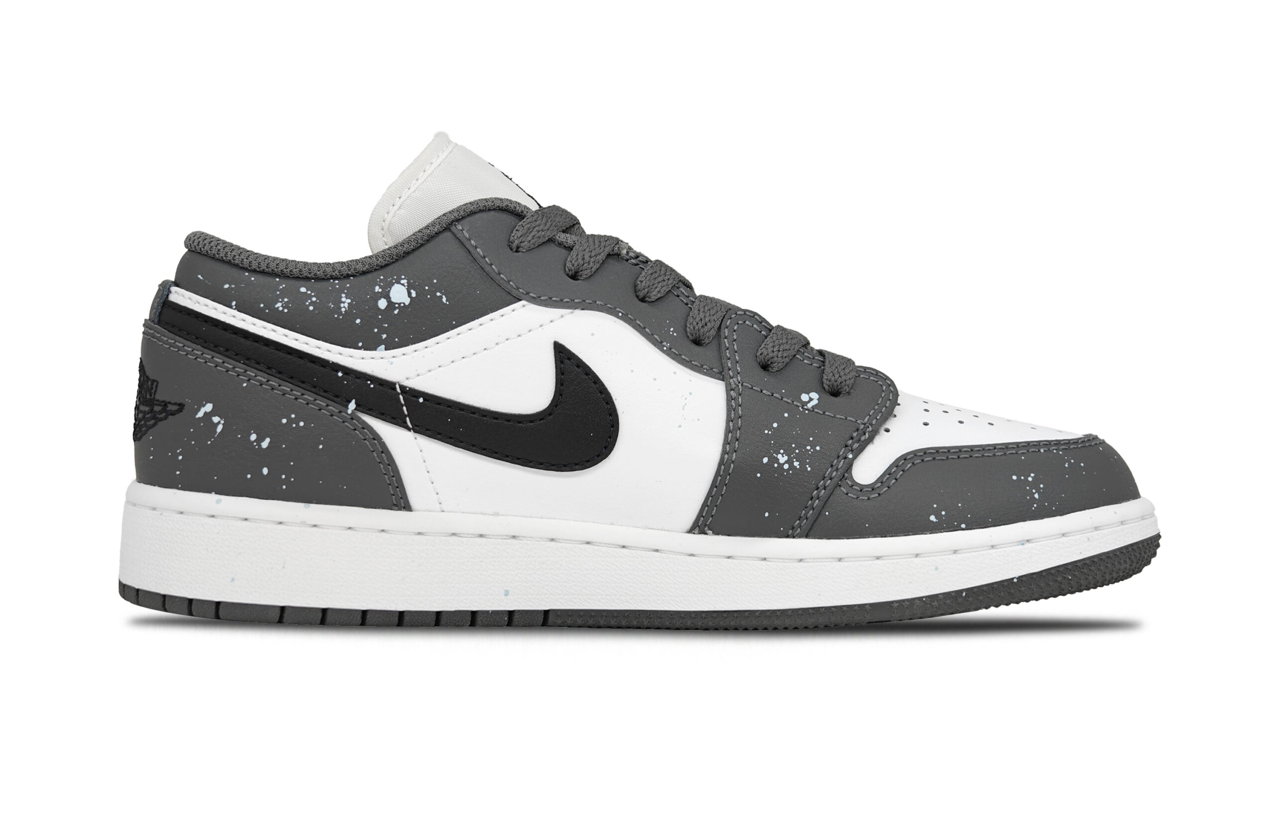 Jordan Air Jordan 1 Zhou Subtle Texture Abrasion Resistant Low top Vintage Basketball Shoes Unisex Dark Gray