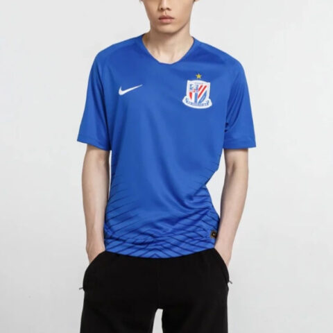 Nike Dri Fit Soccer Jerseys Men’s Blue Moderate Straight Fit