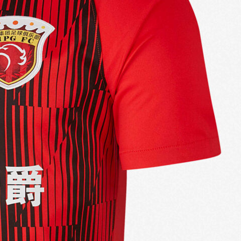 Nike Soccer Jerseys Men’s Moderate Straight Fit