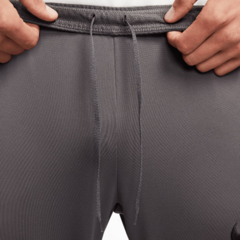 Nike Tottenham Hotspur 22/23 Strike Soccer Bottom Men’s Gray