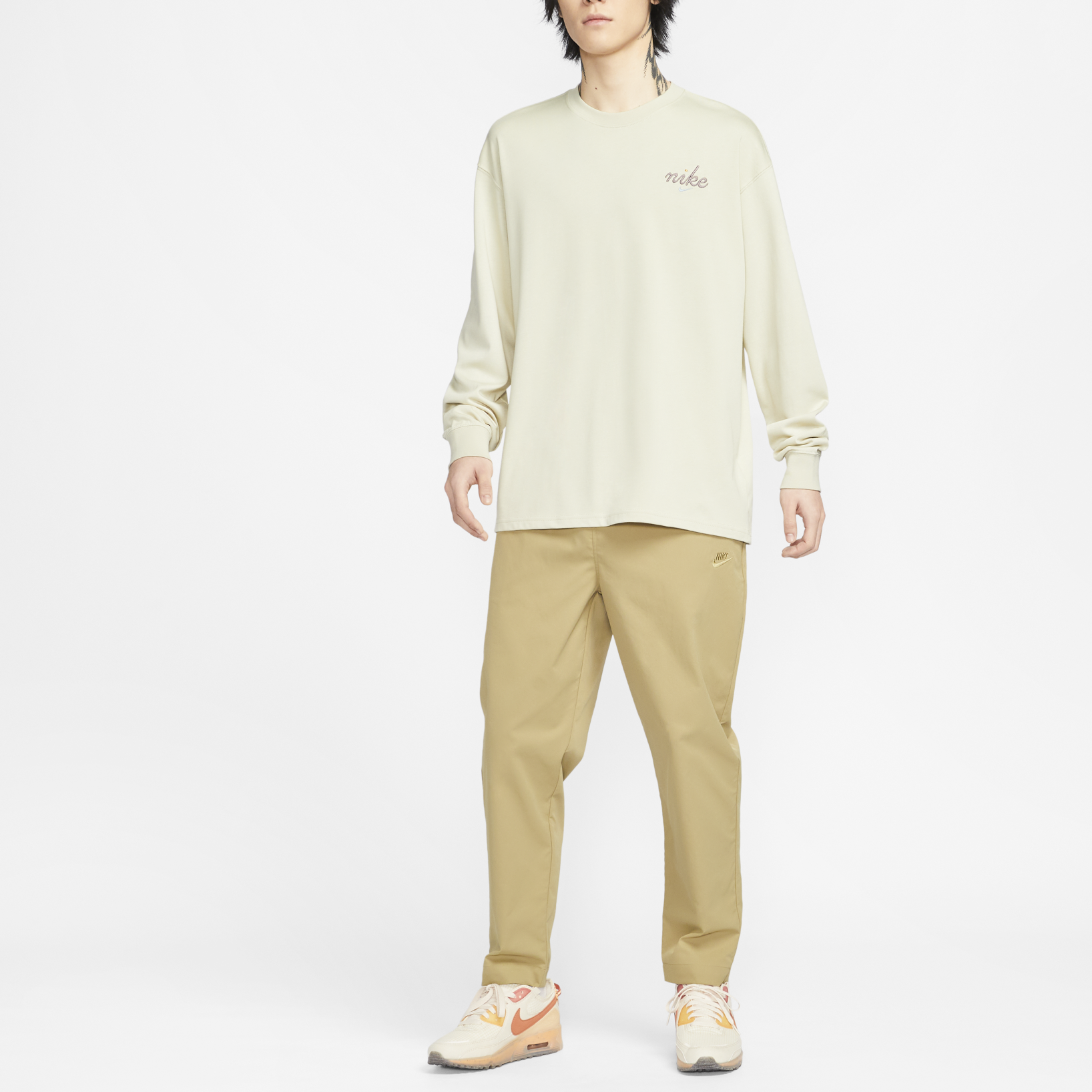 Nike Club Men’s Woven Tapered Pants