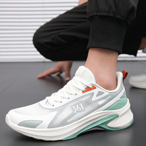 361° Slip Resistant And Breathable Low top Sprint Casual Running Shoes Men’s White Green