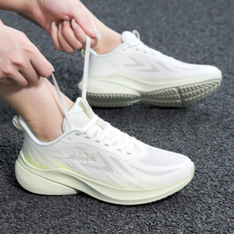 361° Abrasion Resistant Breathable Low top Casual Running Shoes Women’s White Green