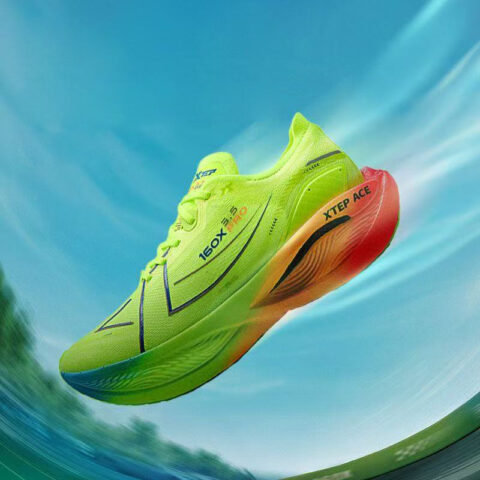 XTEP 160X 3.5PRO Cushioning Rebound Low top Carbon Plate, Supercritical Marathon Running Shoes Men’s New Neon Green
