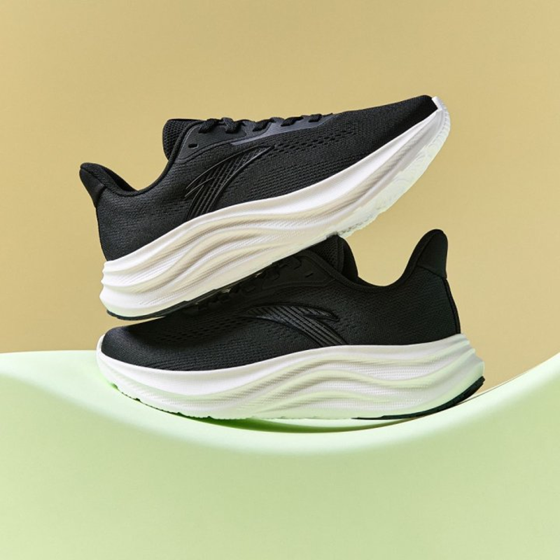 Anta Light Cloud 2 Breathable And Lightweight Low top Casual Running Shoes Women’s Basic Black