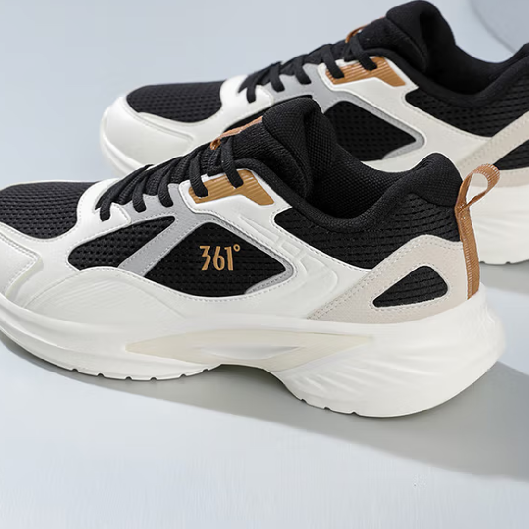 361° Wear resistant And Lightweight Low top Casual Running Shoes Men’s Black White