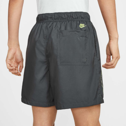 Nike Sports Shorts Men’s Black Gray Moderate