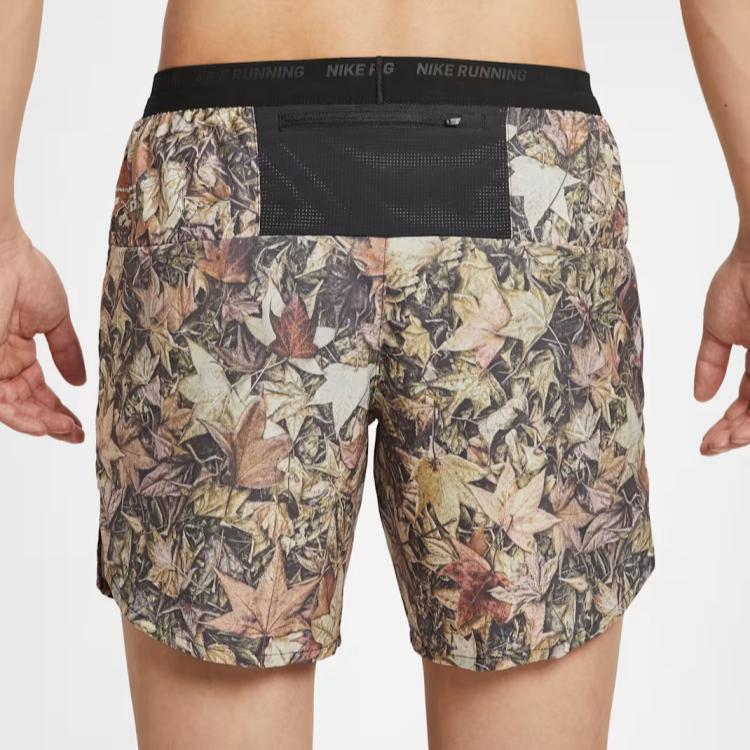 Nike Stride Men’s Dri FIT 7′ Brief Lined Printed Running Shorts