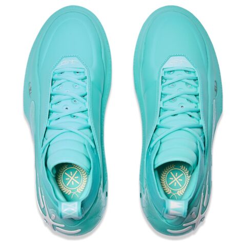Li Ning WOW11 Mid top Basketball Shoes Men’s Parrot Green