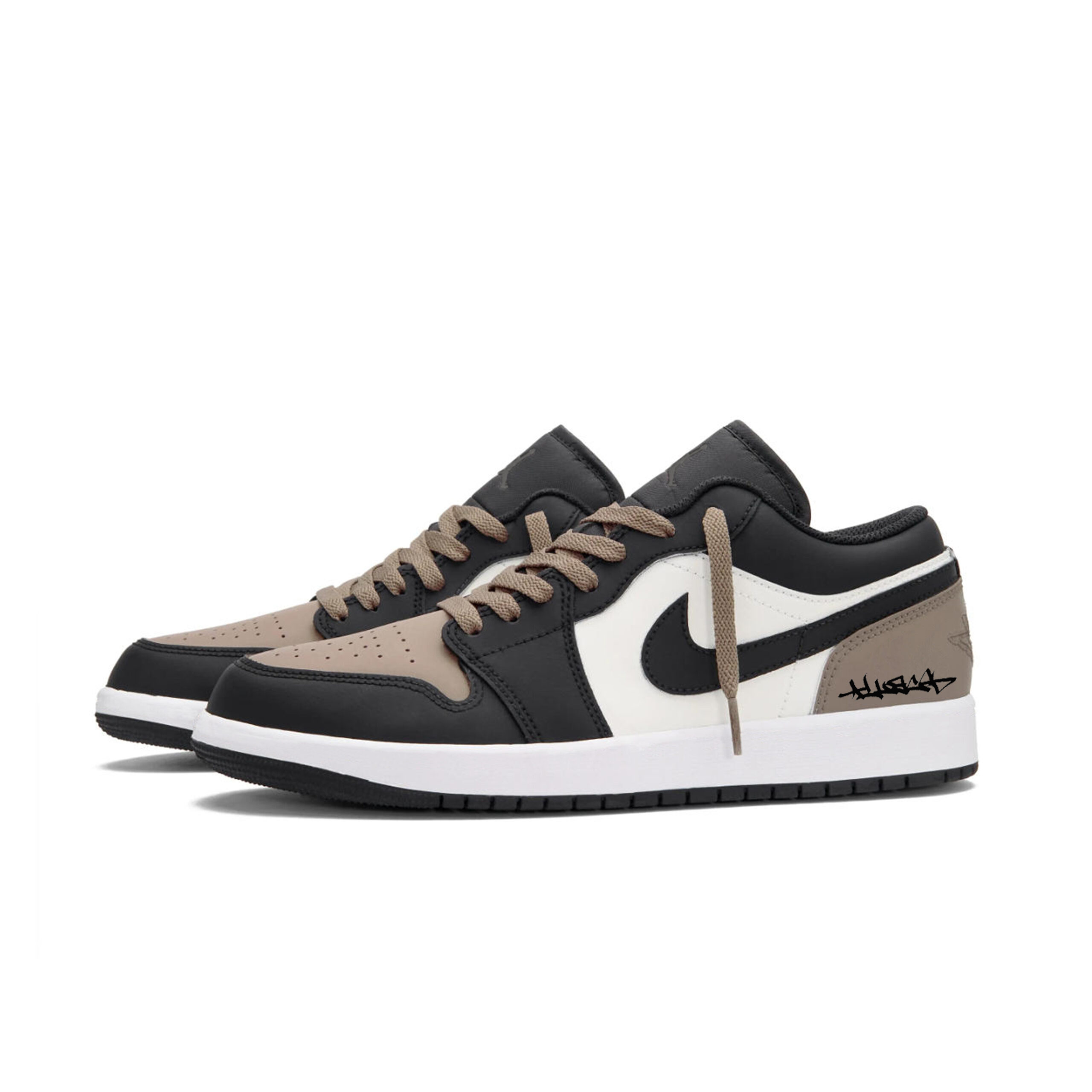 Jordan Air Jordan 1 Mocha Latte Abrasion Resistant Low top Vintage Basketball Shoes Unisex