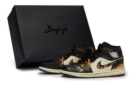 Jordan Air Jordan 1 Vintage Basketball Shoes Unisex Mid Top Beige/Black/Gold