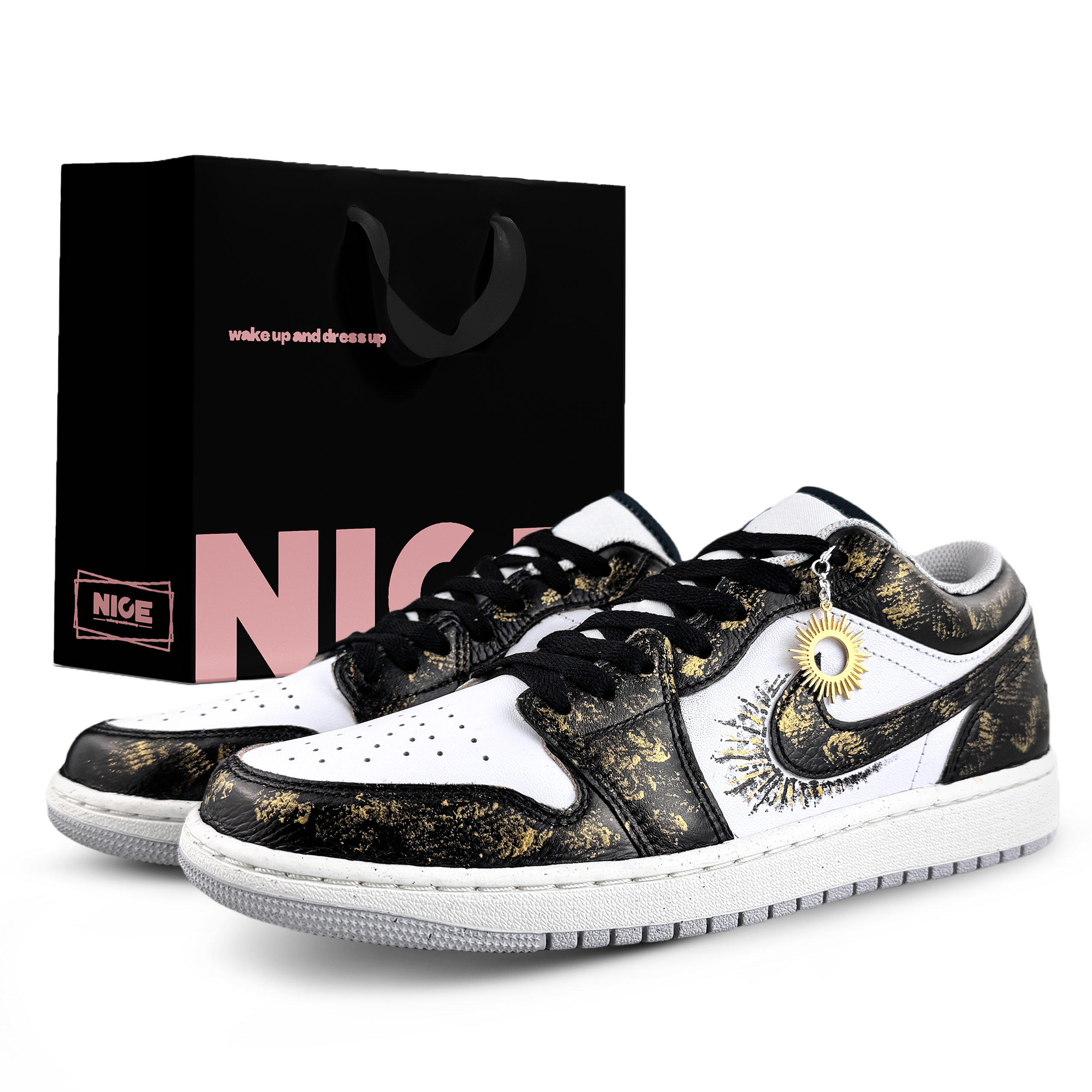 Jordan Air Jordan 1 Abrasion Resistant Low top Vintage Basketball Shoes Unisex Black Gold