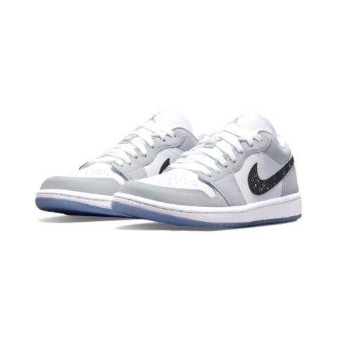 Jordan Air Jordan 1 Slip Resistant Low top Vintage Basketball Shoes Unisex Gray