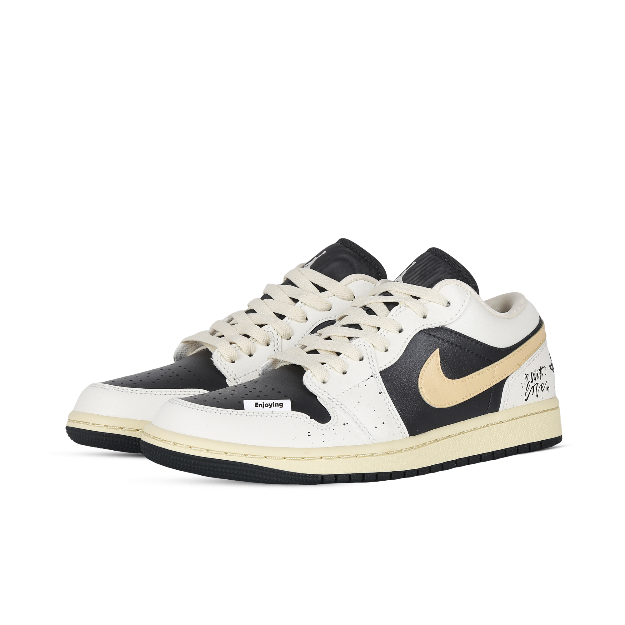 Jordan Air Jordan 1 Firefly Slip Resistant Abrasion Resistant Low top Vintage Basketball Shoes Women’s Black White