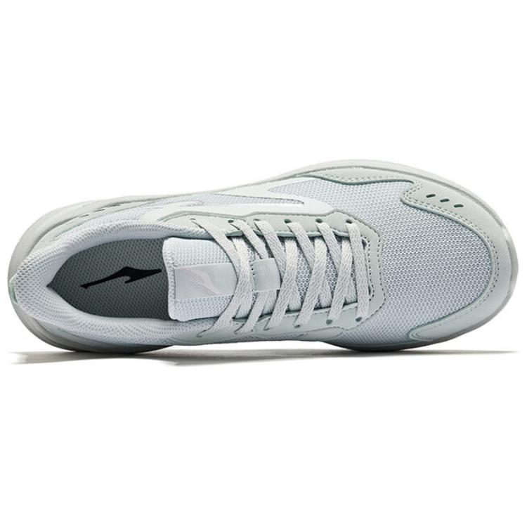 Erke Hunt Slip Resistant Lightweight Rebound Low top Running Shoes Women’s Light Gray Green
