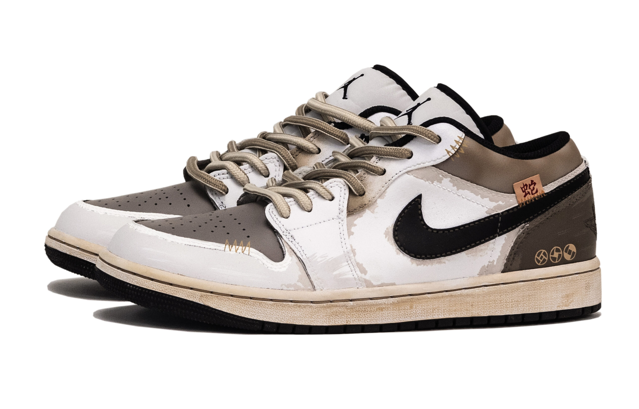 Jordan Air Jordan 1 Wealth Leather Cushioning Slip Resistant Cushioning Slip Resistant Low top Vintage Basketball Shoes