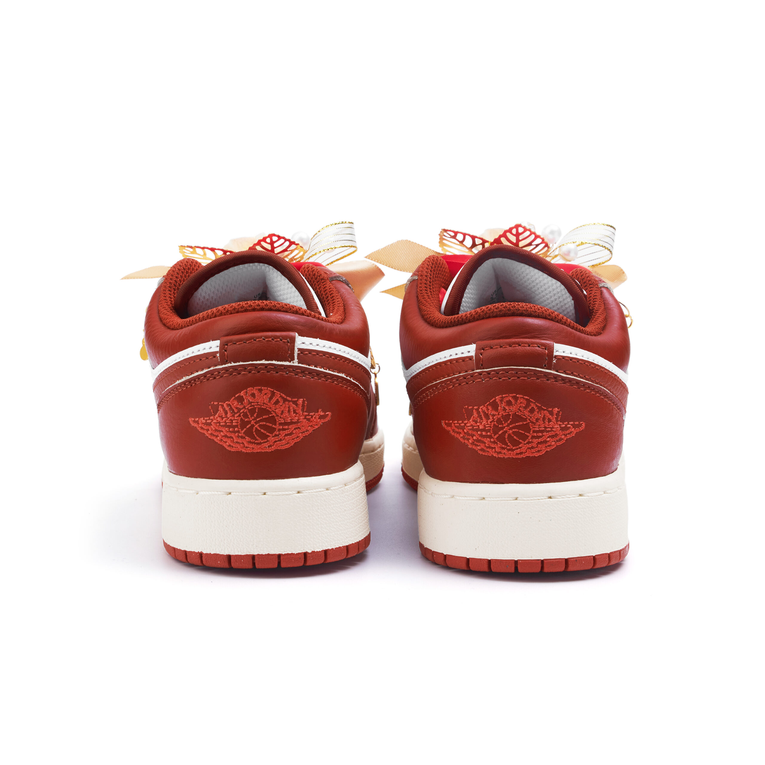 Jordan Air Jordan 1 Abrasion Resistant Slip Resistant Low top Vintage Basketball Shoes Women’s Red