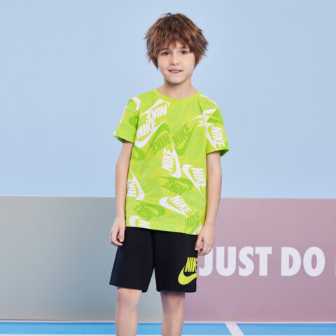 Nike Casual Sportswear 2 Piece Set Sprout Green Children Aged 3 7 Years Old