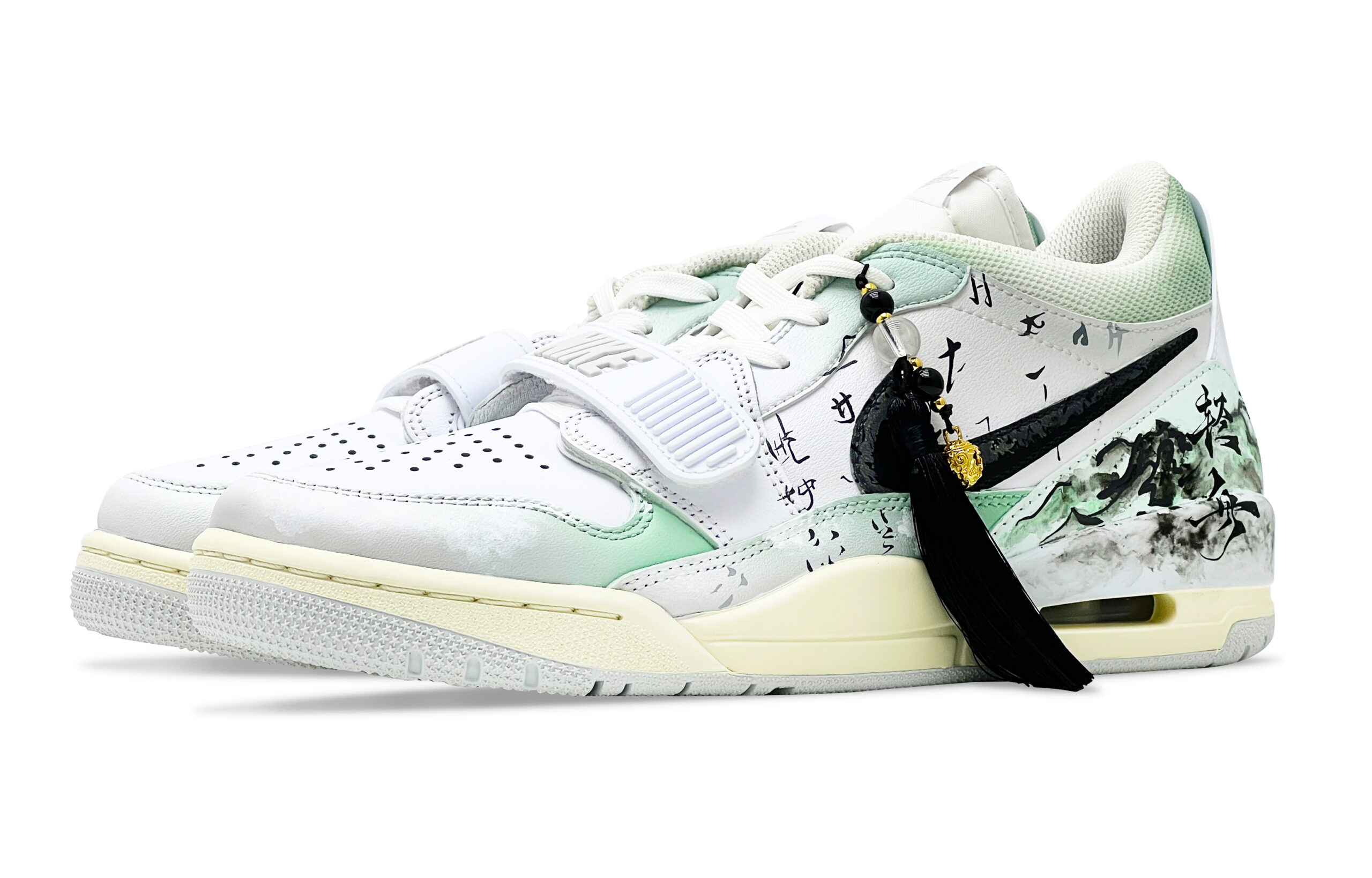 Jordan Legacy 312 Low top Vintage Basketball Shoes Men’s White Green
