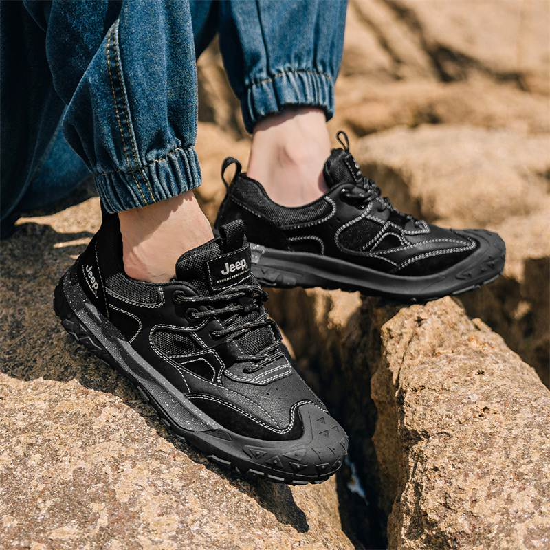 Jeep Low top Hiking Shoes Men’s Black