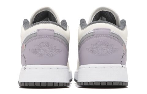 Jordan Air Jordan 1 Abrasion Resistant Abrasion Resistant Low top Vintage Basketball Shoes Unisex White Purple