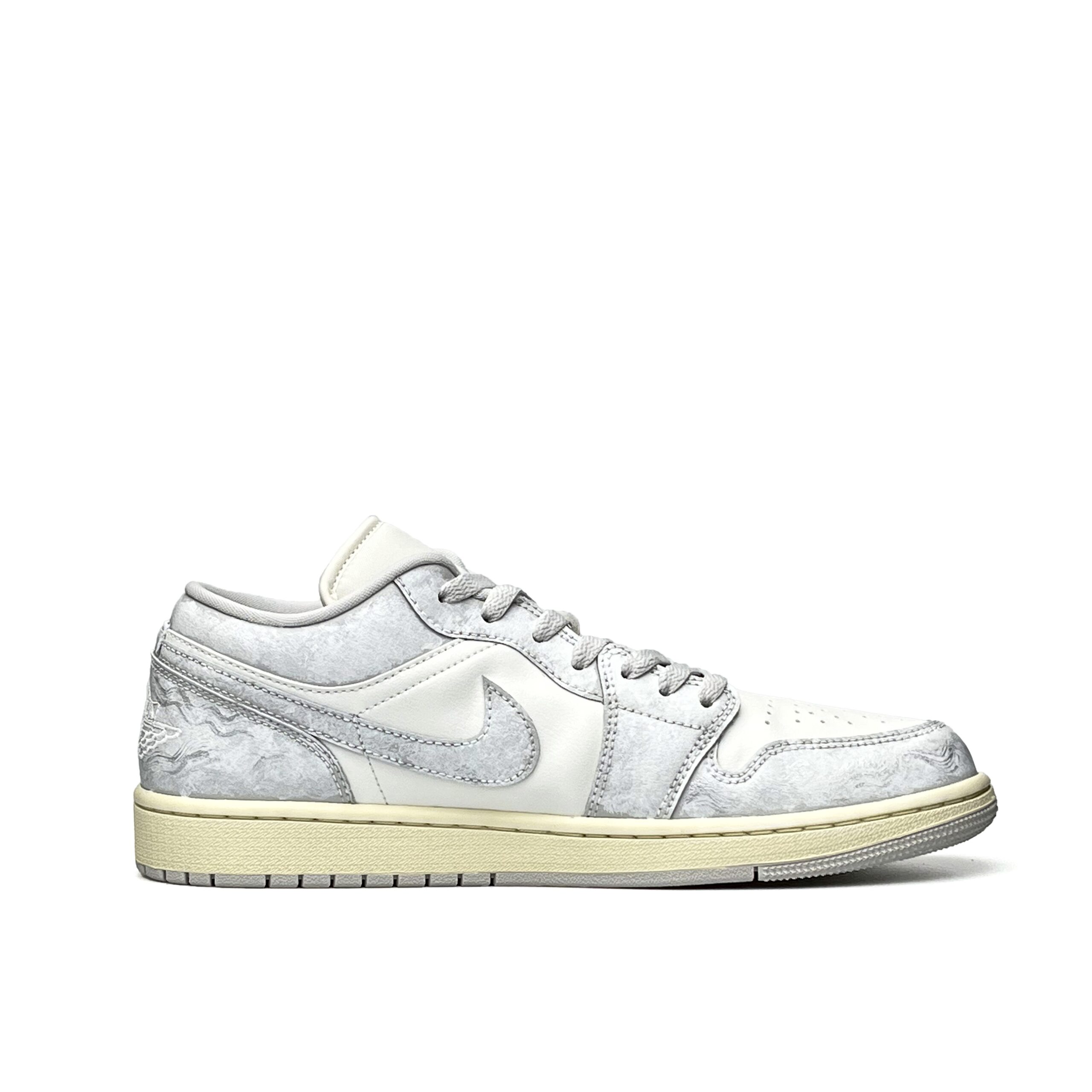 Jordan Air Jordan 1 Apollo, The Sun God Low top Vintage Basketball Shoes Unisex White