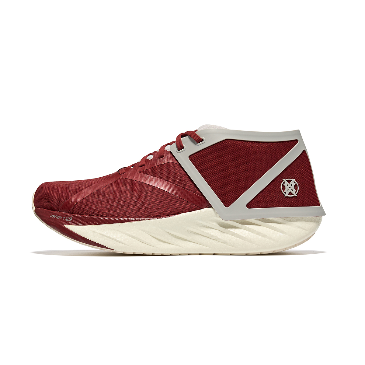 Saucony TRIUMPH Victory 22 Low top Running Shoes Unisex Red