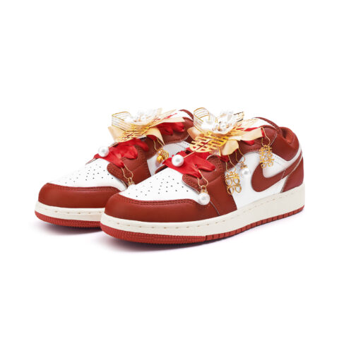 Jordan Air Jordan 1 Abrasion Resistant Slip Resistant Low top Vintage Basketball Shoes Women’s Red