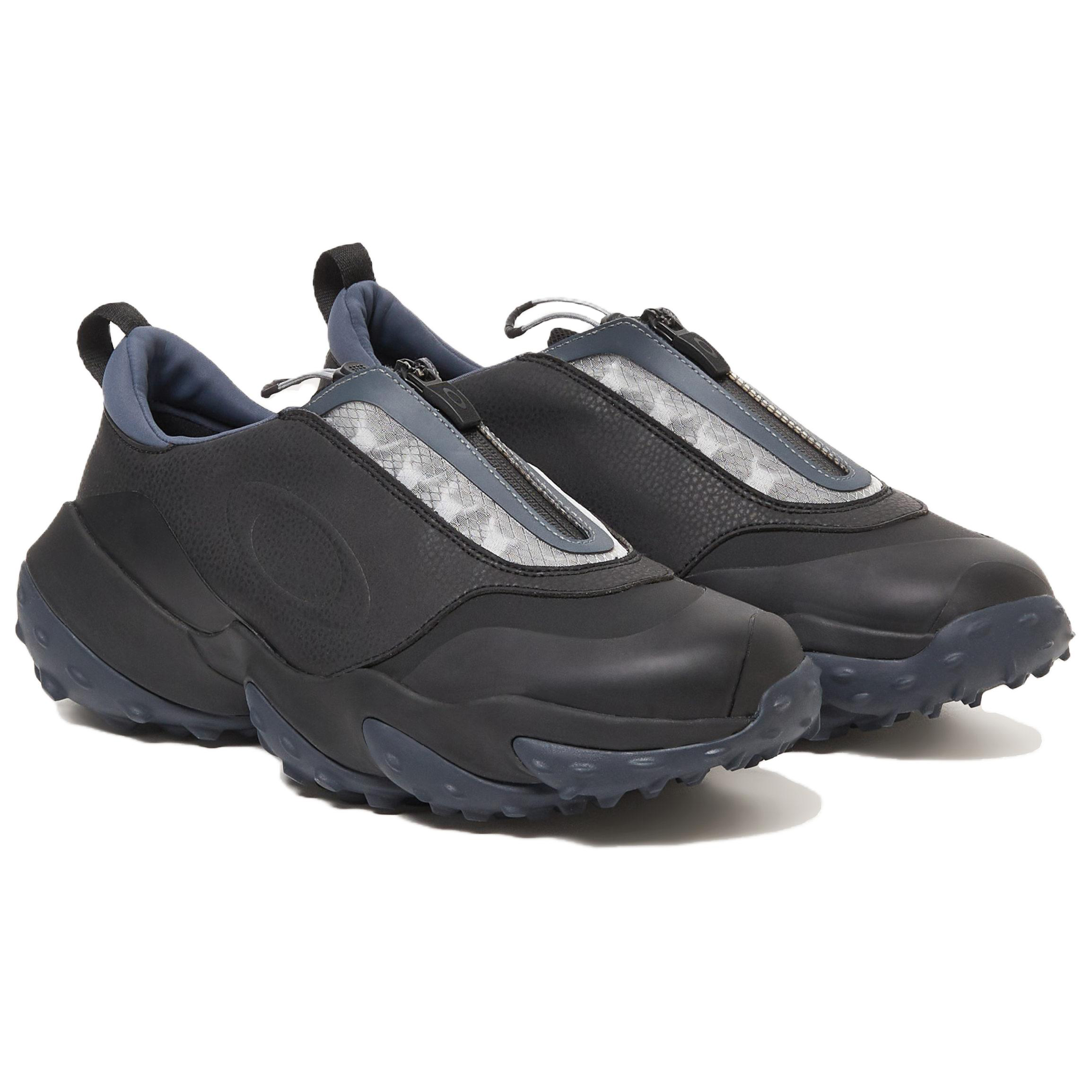Oakley Cushioning, Wear Resistant Low top Golf Shoes Men’s Black Gray