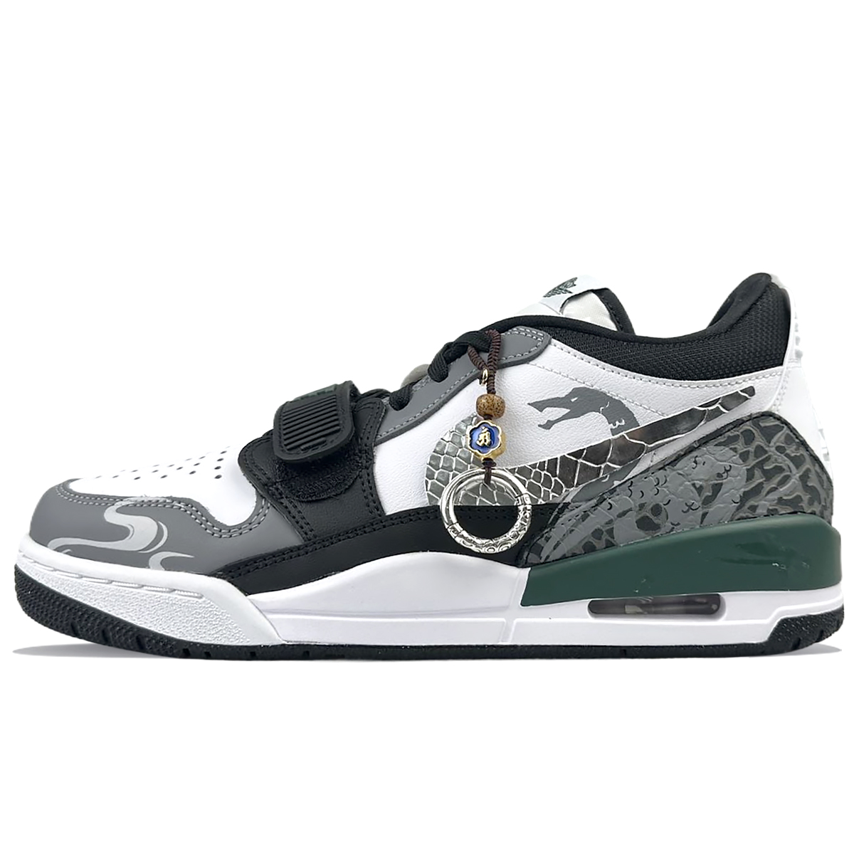 Jordan Legacy 312 Slip Resistant Slip Resistant Low top Vintage Basketball Shoes Men’s White