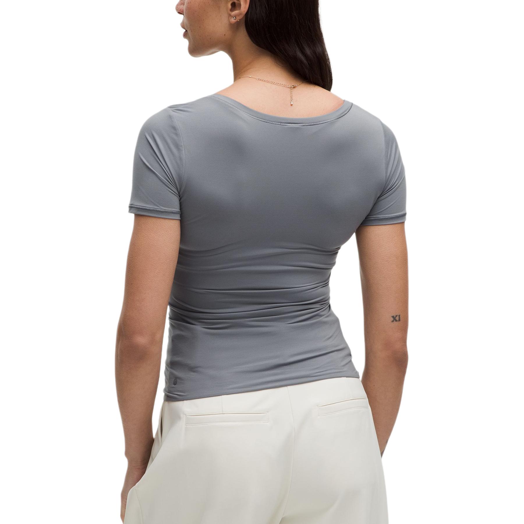 Lululemon Nulu™ T Shirt Women’s