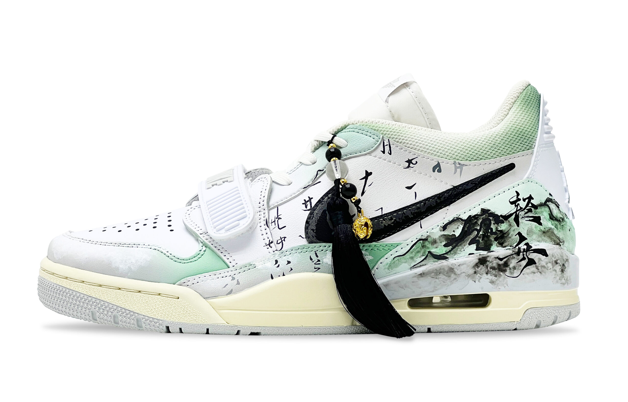 Jordan Legacy 312 Low top Vintage Basketball Shoes Men’s White Green