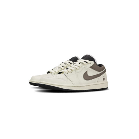 Jordan Air Jordan 1 Abrasion Resistant Abrasion Resistant Low top Vintage Basketball Shoes Women’s Beige Brown