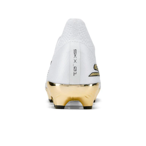 Skechers GO SOCCER MENS Cushioning, Wear Resistant Soccer Shoes Men’s White Gold
