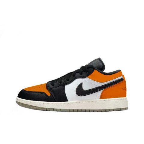 Jordan Air Jordan 1 Little Buckle Shattered Leather Abrasion Resistant Low top Vintage Basketball Shoes Unisex